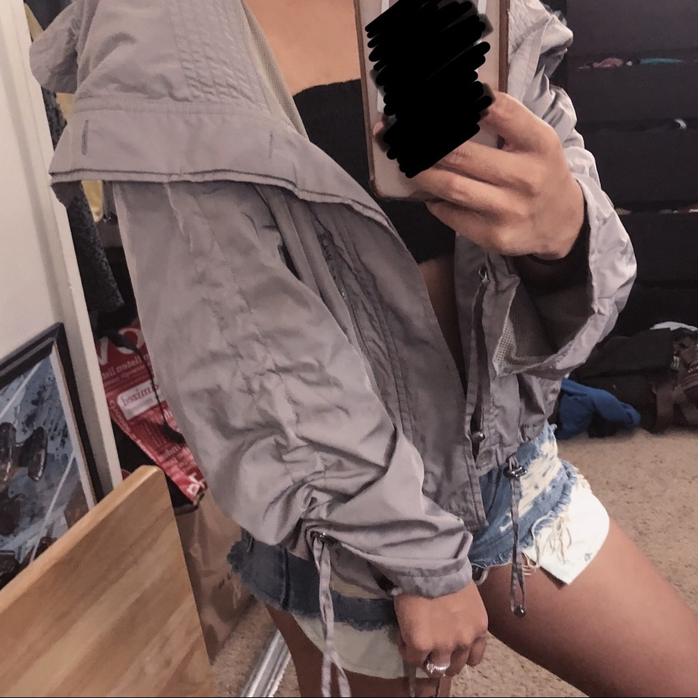 Super cute windbreaker💕✨